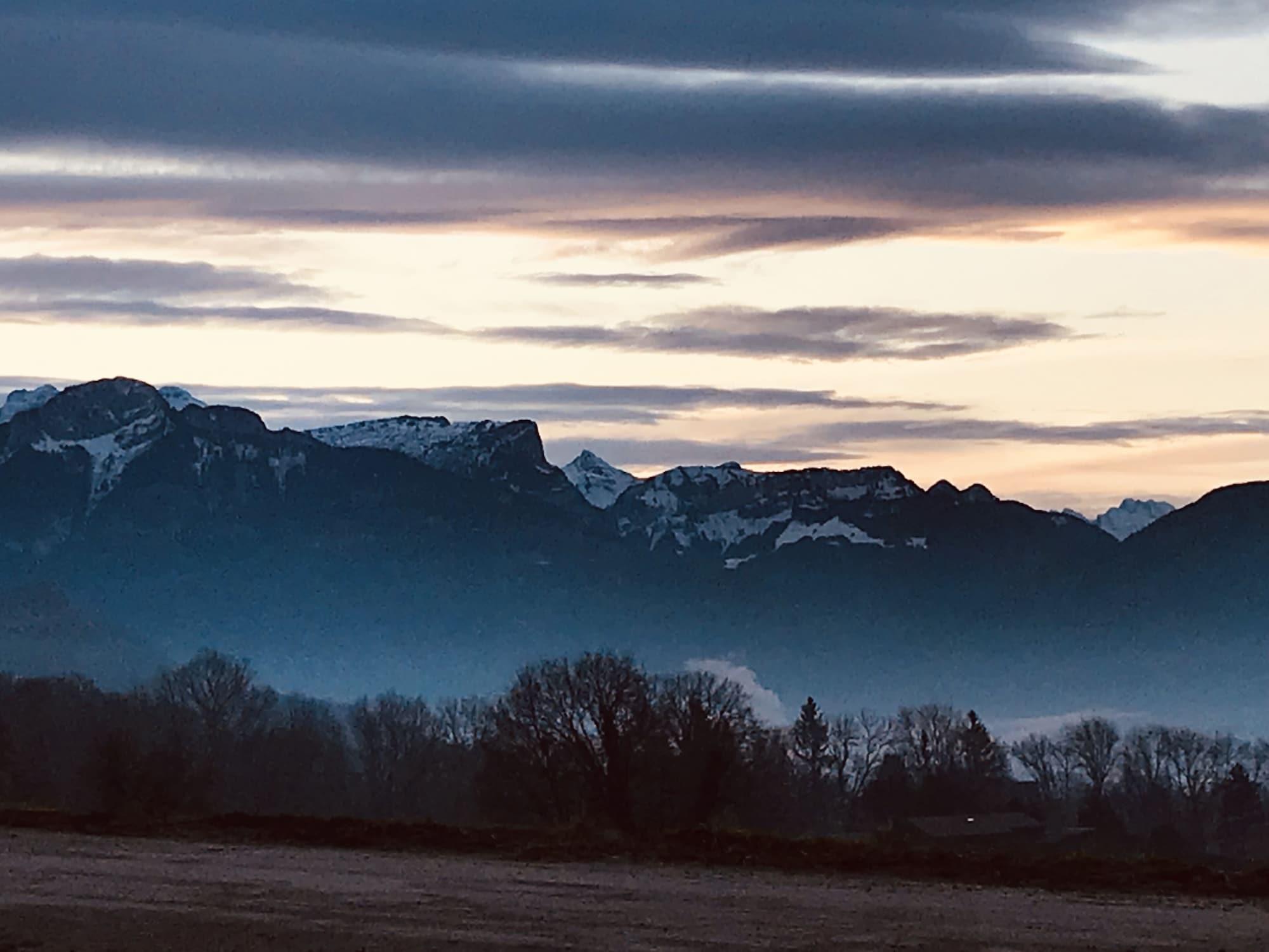 ホテル Campanile Findrol Annemasse Savoie Leman Fillinges エクステリア 写真