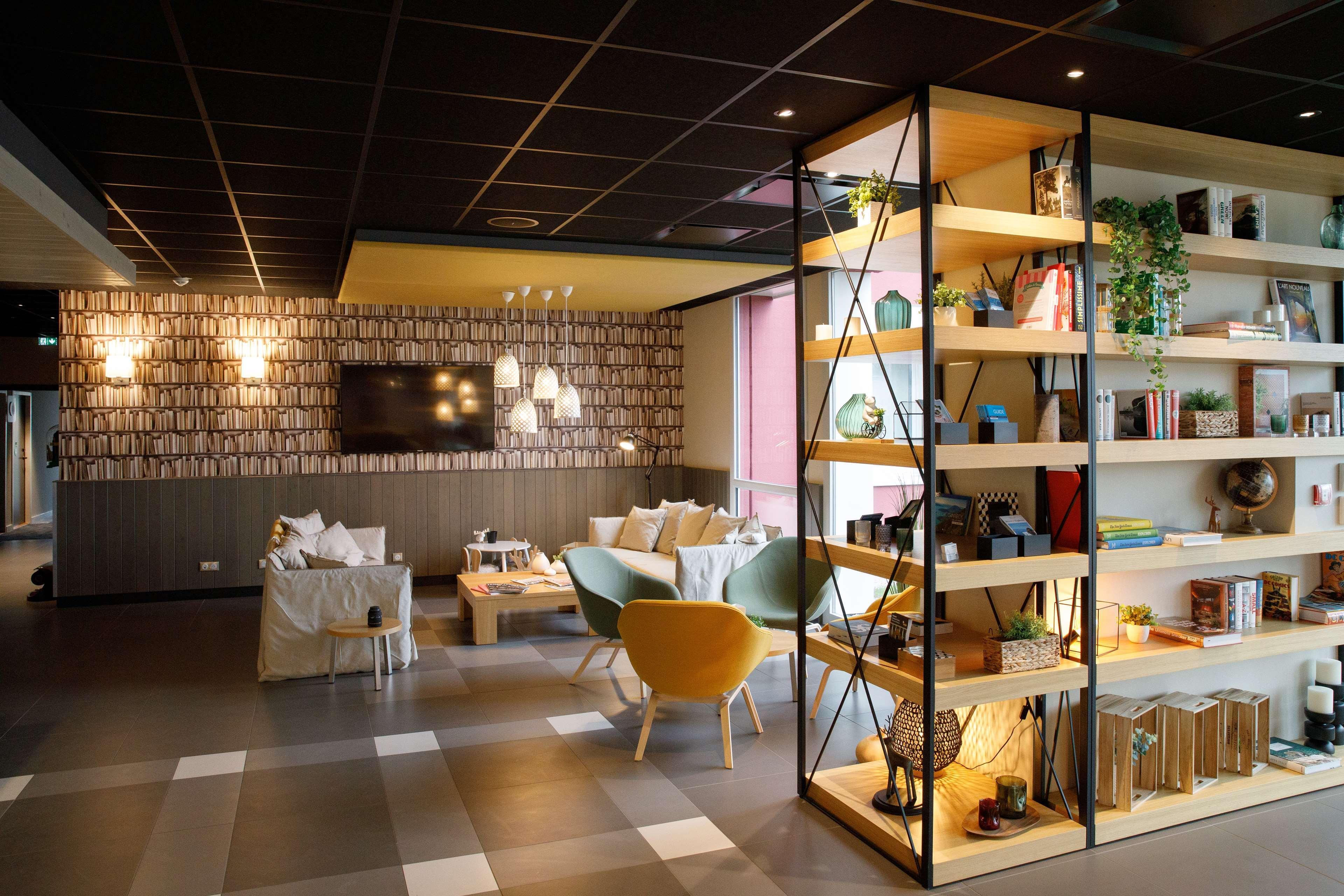 ホテル Campanile Findrol Annemasse Savoie Leman Fillinges エクステリア 写真