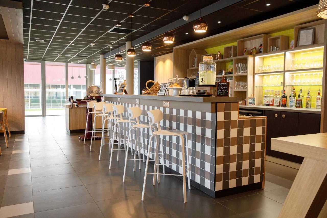 ホテル Campanile Findrol Annemasse Savoie Leman Fillinges エクステリア 写真